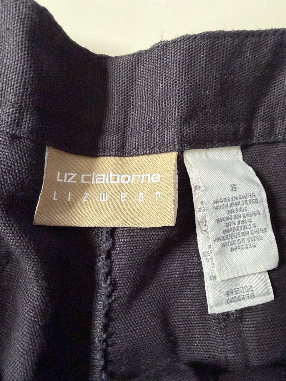 Liz Claiborne Black Cuffed Bermuda Shorts - Picture 3 of 7